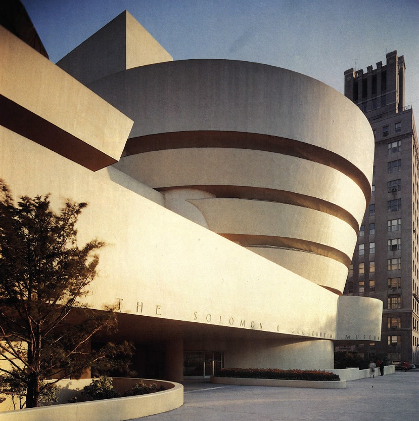 Muzeul Guggenheim din New York. Arh. Frank Lloyd Wright.